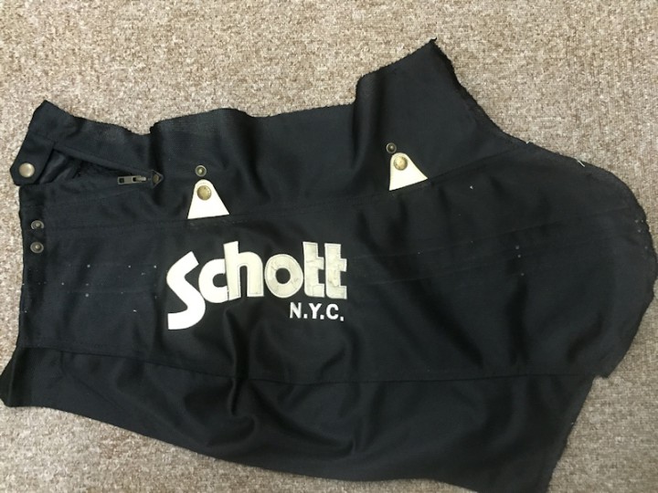 schottライダージャケット袖外しー2